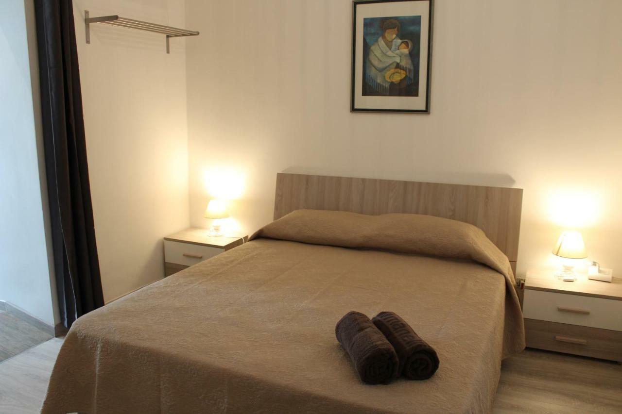 לינה וארוחת בוקר סלבה די פאסנו Domus Relax מראה חיצוני תמונה